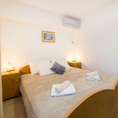 Apartments Relax Baska Voda Ngoại thất bức ảnh
