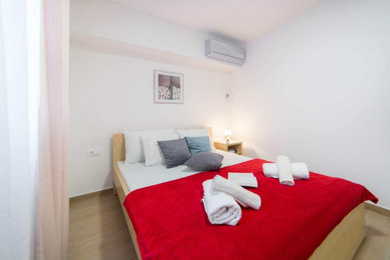 Apartments Relax Baska Voda Ngoại thất bức ảnh