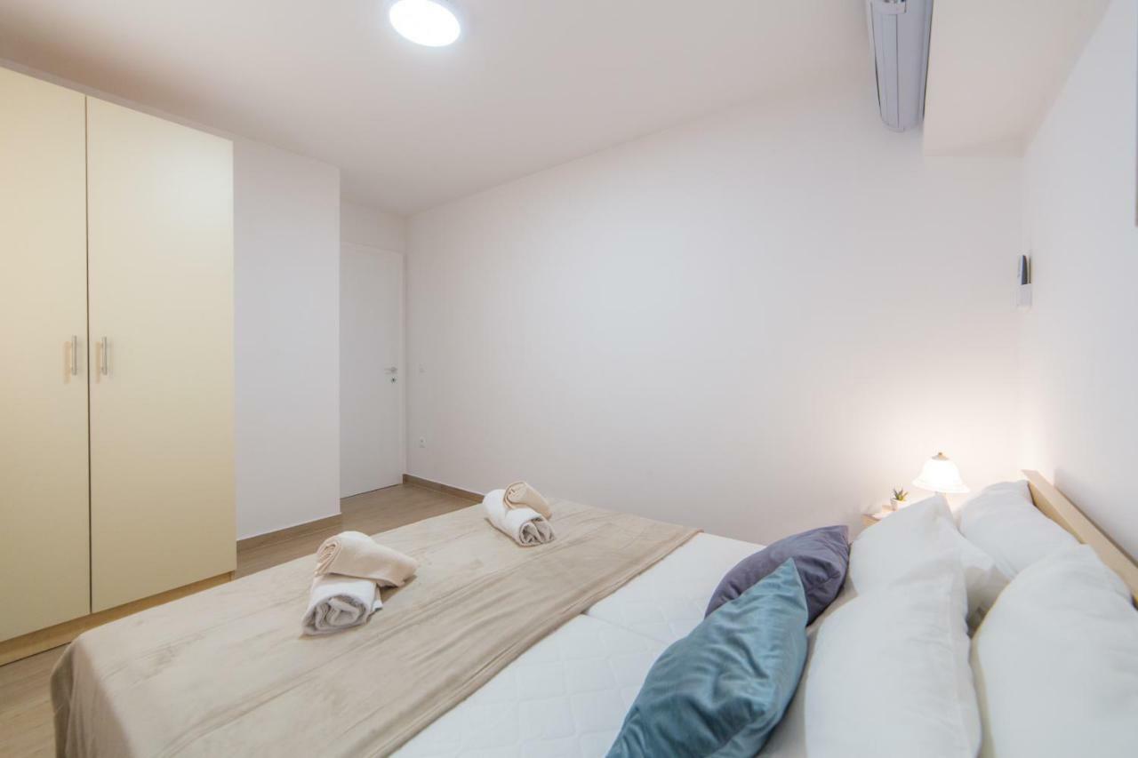 Apartments Relax Baska Voda Ngoại thất bức ảnh