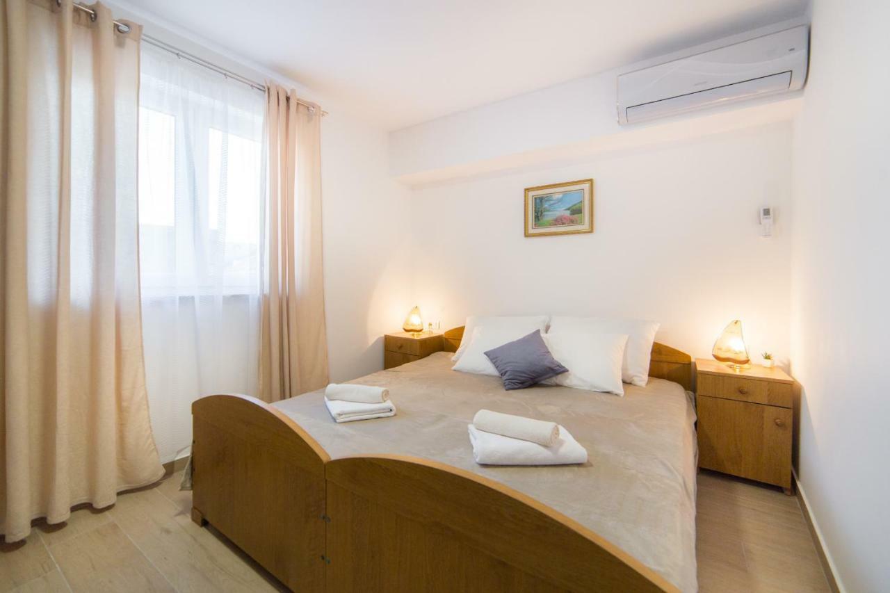 Apartments Relax Baska Voda Ngoại thất bức ảnh